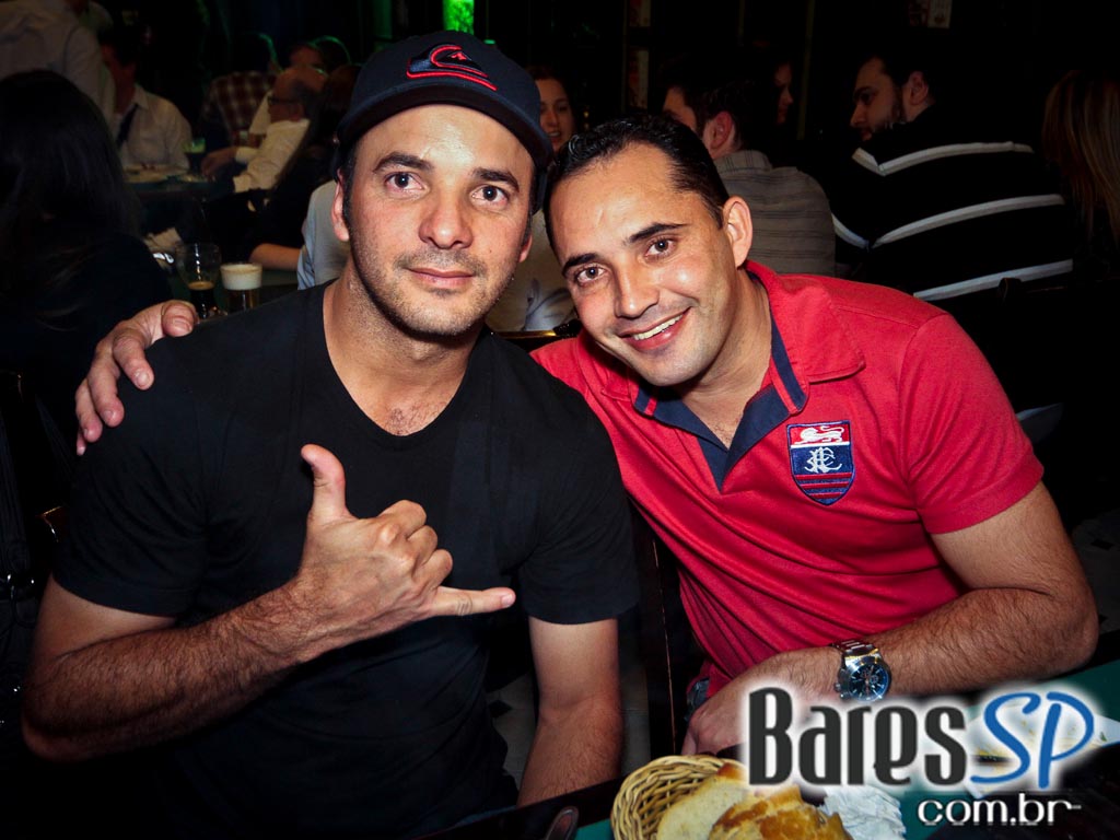 Happy Hour no Bar do Juarez Pinheiros teve picanha no rechaud Happy Hour no Bar do Juarez Pinheiros teve picanha no rechaud