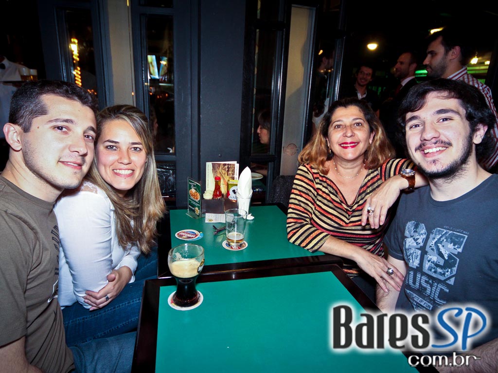 Happy Hour no Bar do Juarez Pinheiros teve picanha no rechaud Happy Hour no Bar do Juarez Pinheiros teve picanha no rechaud