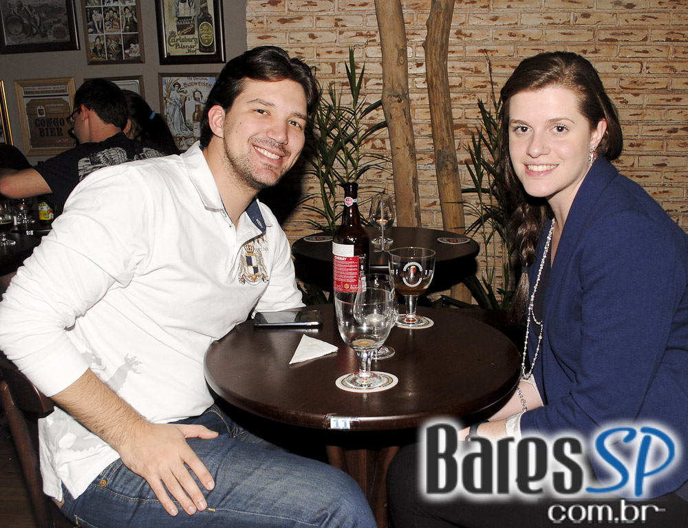 Programação com variedades de cervejas no The Ale House Pub Programação com variedades de cervejas no The Ale House Pub