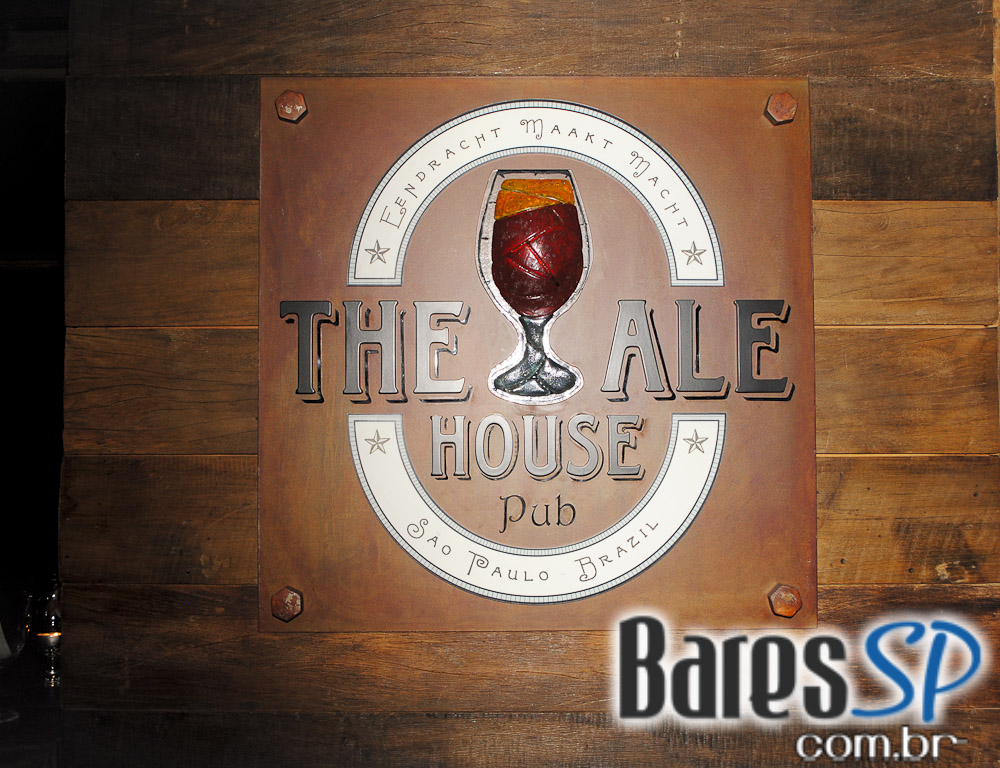 Programação com variedades de cervejas no The Ale House Pub Programação com variedades de cervejas no The Ale House Pub