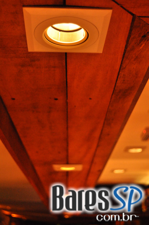 Evviva Restobar ofereceu ambiente intimista e cardápio variado na quinta-feira Evviva Restobar ofereceu ambiente intimista e cardápio variado na quinta-feira