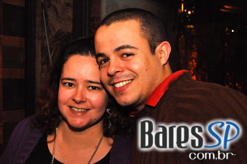 Evviva Restobar ofereceu ambiente intimista e cardápio variado na quinta-feira Evviva Restobar ofereceu ambiente intimista e cardápio variado na quinta-feira