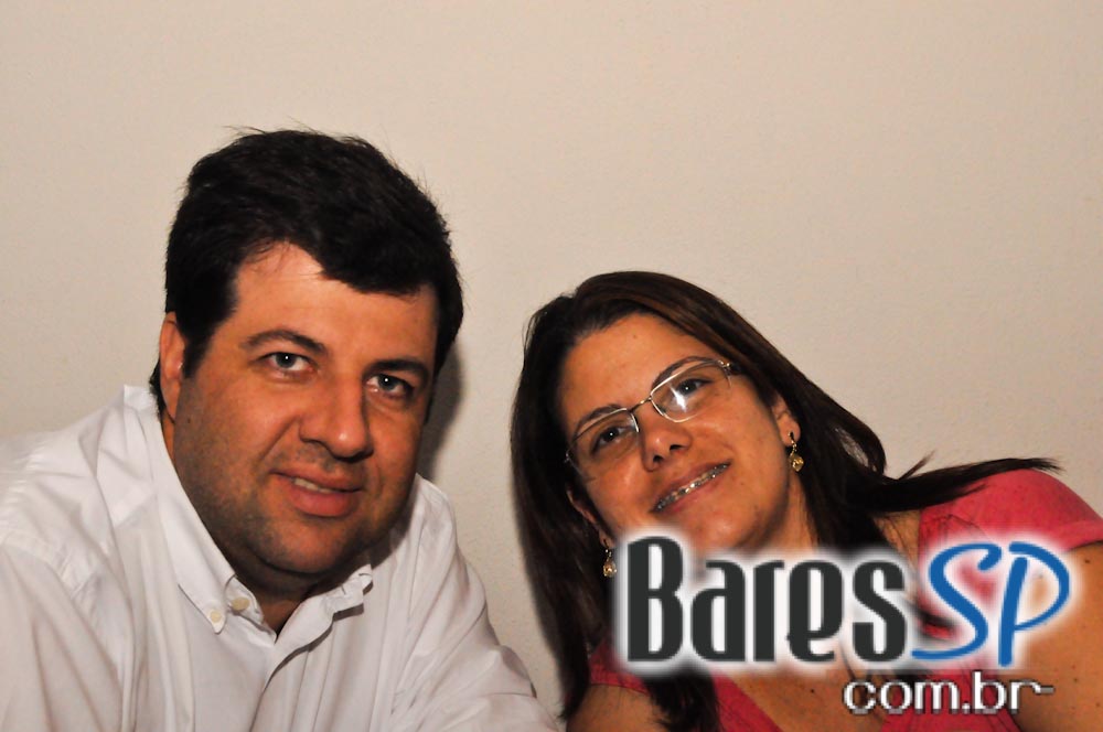 Evviva Restobar ofereceu ambiente intimista e cardápio variado na quinta-feira Evviva Restobar ofereceu ambiente intimista e cardápio variado na quinta-feira