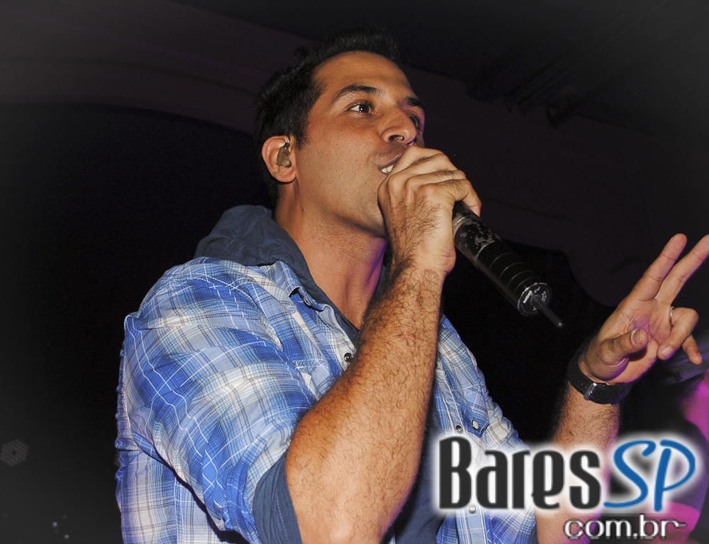 Club A apresentou o show do grupo Inimigos da HP Club A apresentou o show do grupo Inimigos da HP