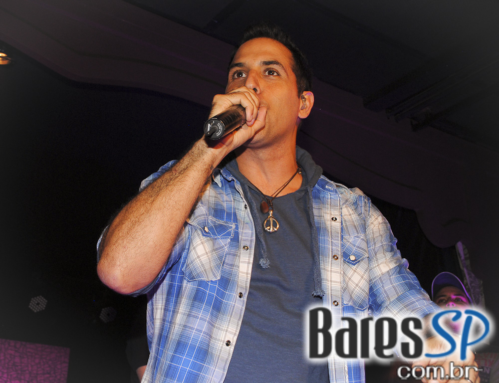 Club A apresentou o show do grupo Inimigos da HP Club A apresentou o show do grupo Inimigos da HP