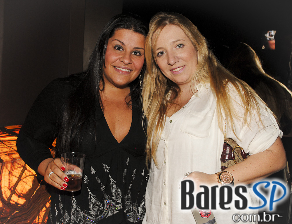 Club A apresentou o show do grupo Inimigos da HP Club A apresentou o show do grupo Inimigos da HP