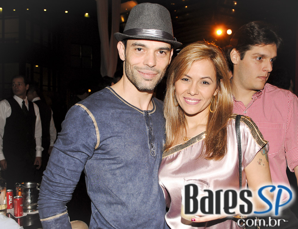 Club A apresentou o show do grupo Inimigos da HP Club A apresentou o show do grupo Inimigos da HP