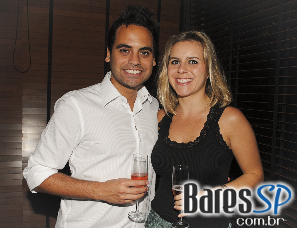 Club A apresentou o show do grupo Inimigos da HP Club A apresentou o show do grupo Inimigos da HP