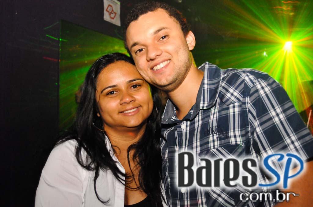 Festa Back to the Cave Anny 44 agitou o inverno no Poïson Bar e Balada Festa Back to the Cave Anny 44 agitou o inverno no Poïson Bar e Balada