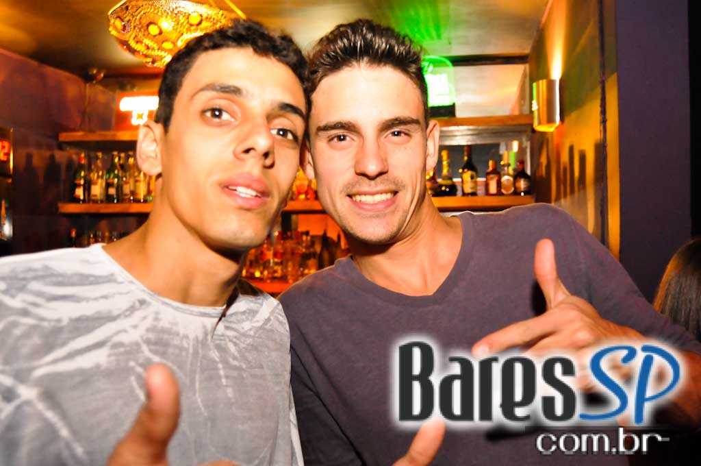 Festa Back to the Cave Anny 44 agitou o inverno no Poïson Bar e Balada Festa Back to the Cave Anny 44 agitou o inverno no Poïson Bar e Balada