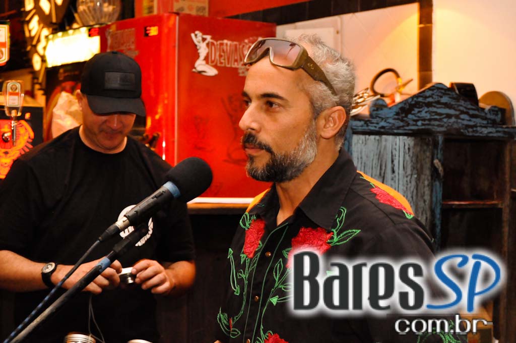 Feijoada e pop rock no sábado do Bar do Santa Feijoada e pop rock no sábado do Bar do Santa