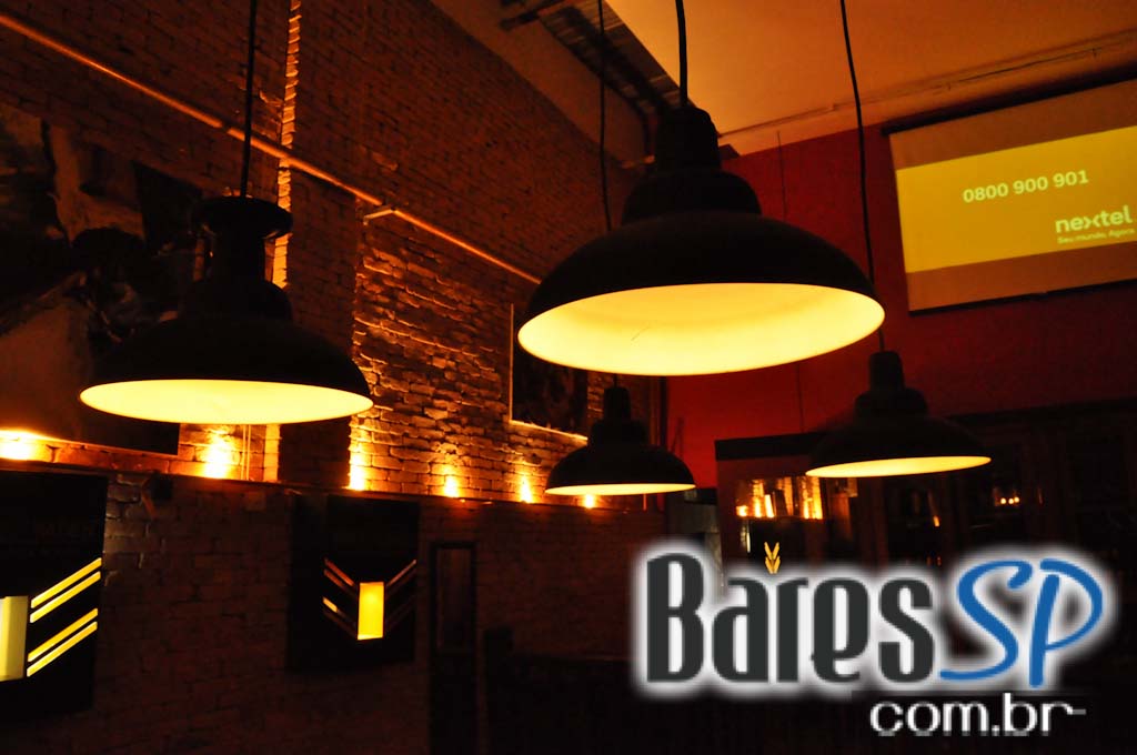 Feijoada e pop rock no sábado do Bar do Santa Feijoada e pop rock no sábado do Bar do Santa