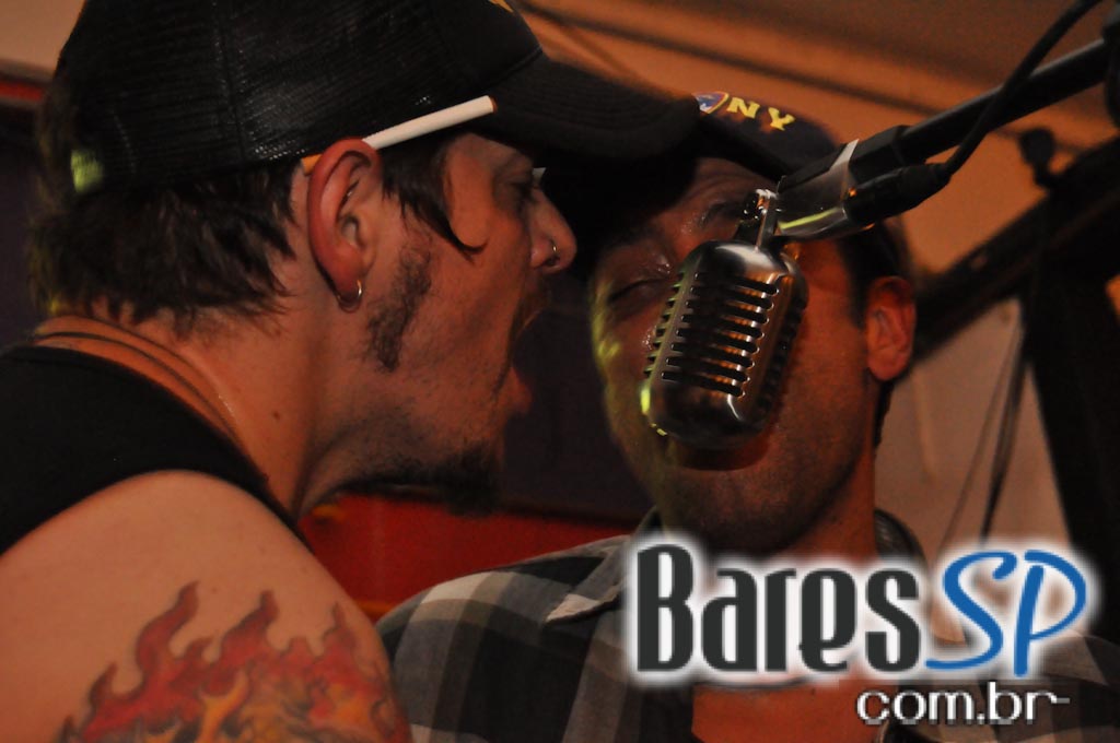 Feijoada e pop rock no sábado do Bar do Santa Feijoada e pop rock no sábado do Bar do Santa