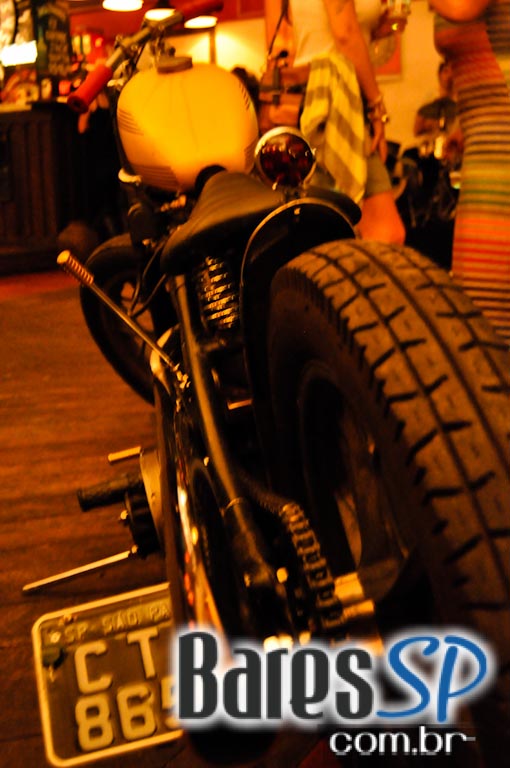 Feijoada e pop rock no sábado do Bar do Santa Feijoada e pop rock no sábado do Bar do Santa