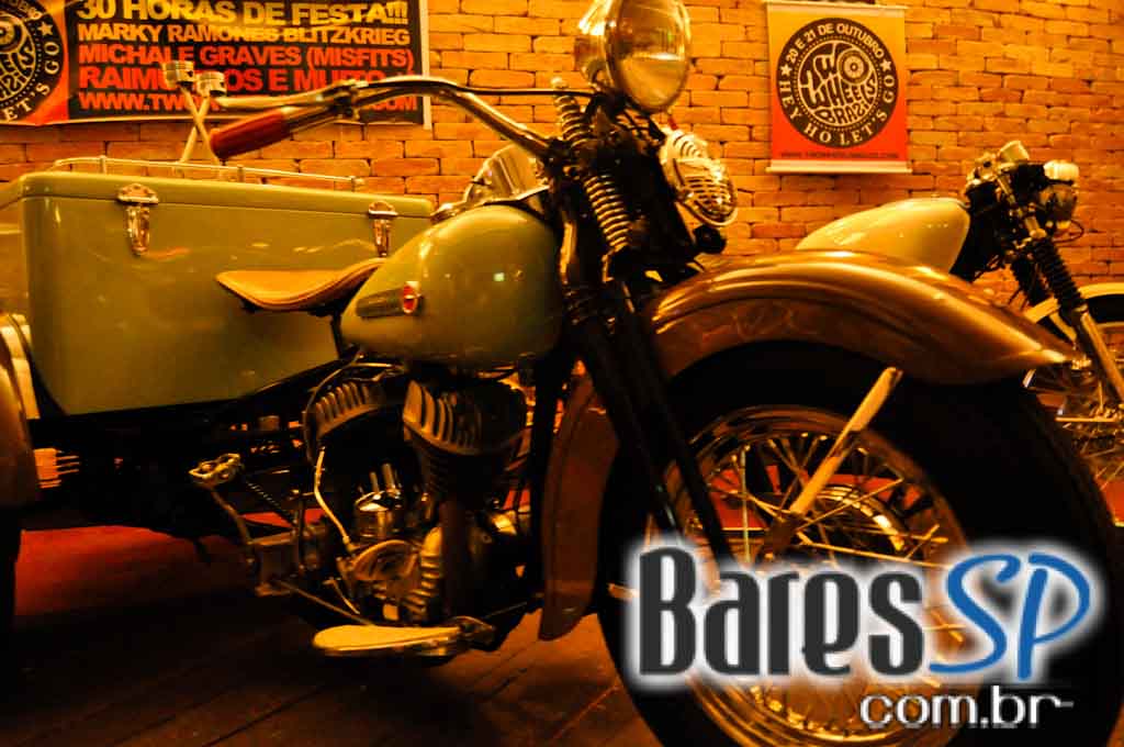 Feijoada e pop rock no sábado do Bar do Santa Feijoada e pop rock no sábado do Bar do Santa