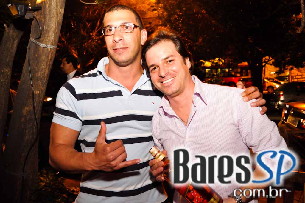 Gràcia Lounge Bar ofereceu Happy Hour com bebidas especiais Gràcia Lounge Bar ofereceu Happy Hour com bebidas especiais