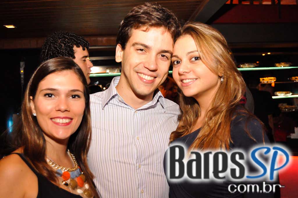 Gràcia Lounge Bar ofereceu Happy Hour com bebidas especiais Gràcia Lounge Bar ofereceu Happy Hour com bebidas especiais