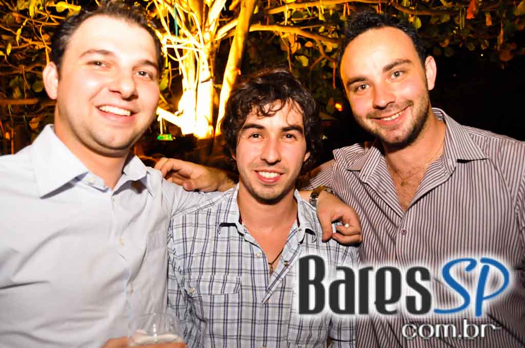 Gràcia Lounge Bar ofereceu Happy Hour com bebidas especiais Gràcia Lounge Bar ofereceu Happy Hour com bebidas especiais