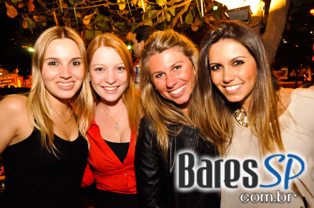 Gràcia Lounge Bar ofereceu Happy Hour com bebidas especiais Gràcia Lounge Bar ofereceu Happy Hour com bebidas especiais