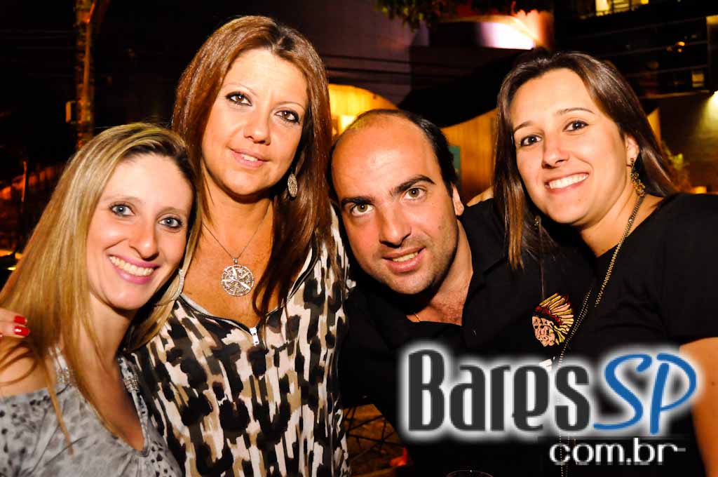 Gràcia Lounge Bar ofereceu Happy Hour com bebidas especiais Gràcia Lounge Bar ofereceu Happy Hour com bebidas especiais