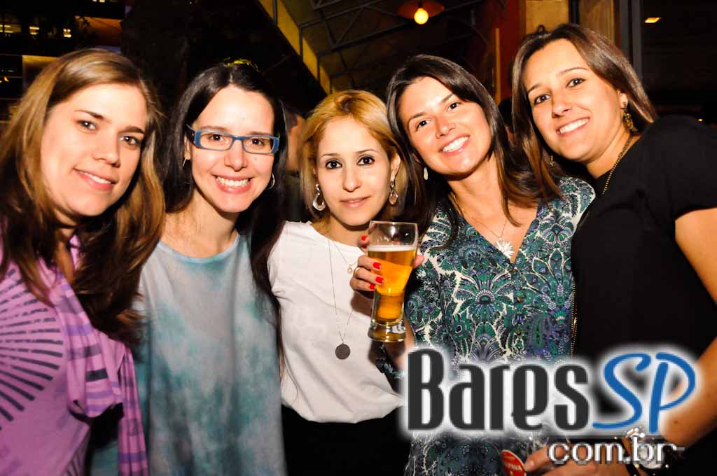 Gràcia Lounge Bar ofereceu Happy Hour com bebidas especiais Gràcia Lounge Bar ofereceu Happy Hour com bebidas especiais