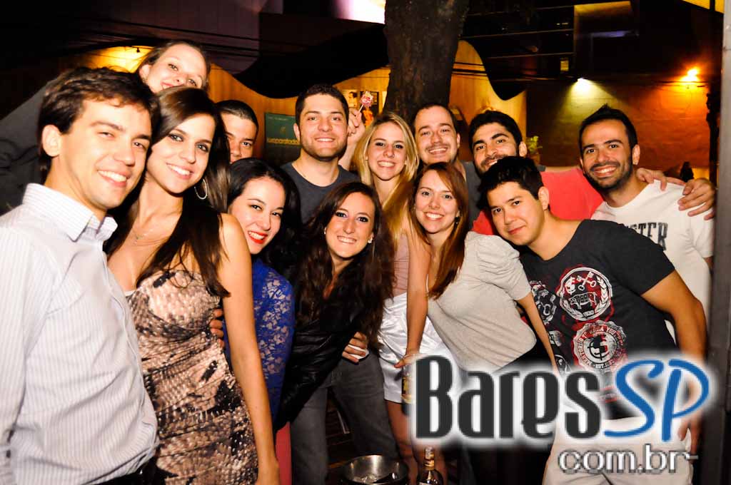 Gràcia Lounge Bar ofereceu Happy Hour com bebidas especiais Gràcia Lounge Bar ofereceu Happy Hour com bebidas especiais