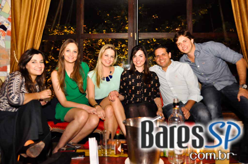 Gràcia Lounge Bar ofereceu Happy Hour com bebidas especiais Gràcia Lounge Bar ofereceu Happy Hour com bebidas especiais