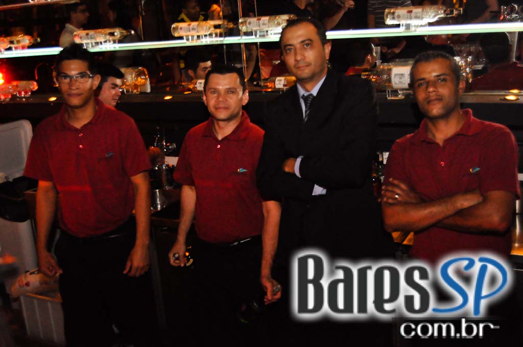 Gràcia Lounge Bar ofereceu Happy Hour com bebidas especiais Gràcia Lounge Bar ofereceu Happy Hour com bebidas especiais