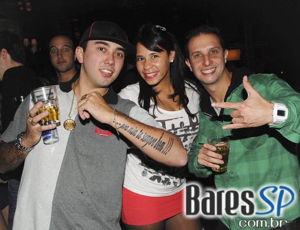 Aconteceu na quinta-feira a Noite Groovelicious no Lions Nightclub Aconteceu na quinta-feira a Noite Groovelicious no Lions Nightclub
