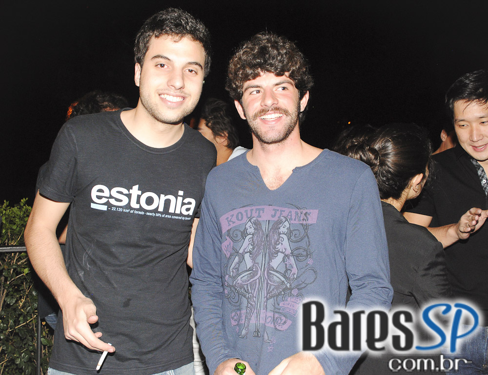 Aconteceu na quinta-feira a Noite Groovelicious no Lions Nightclub Aconteceu na quinta-feira a Noite Groovelicious no Lions Nightclub