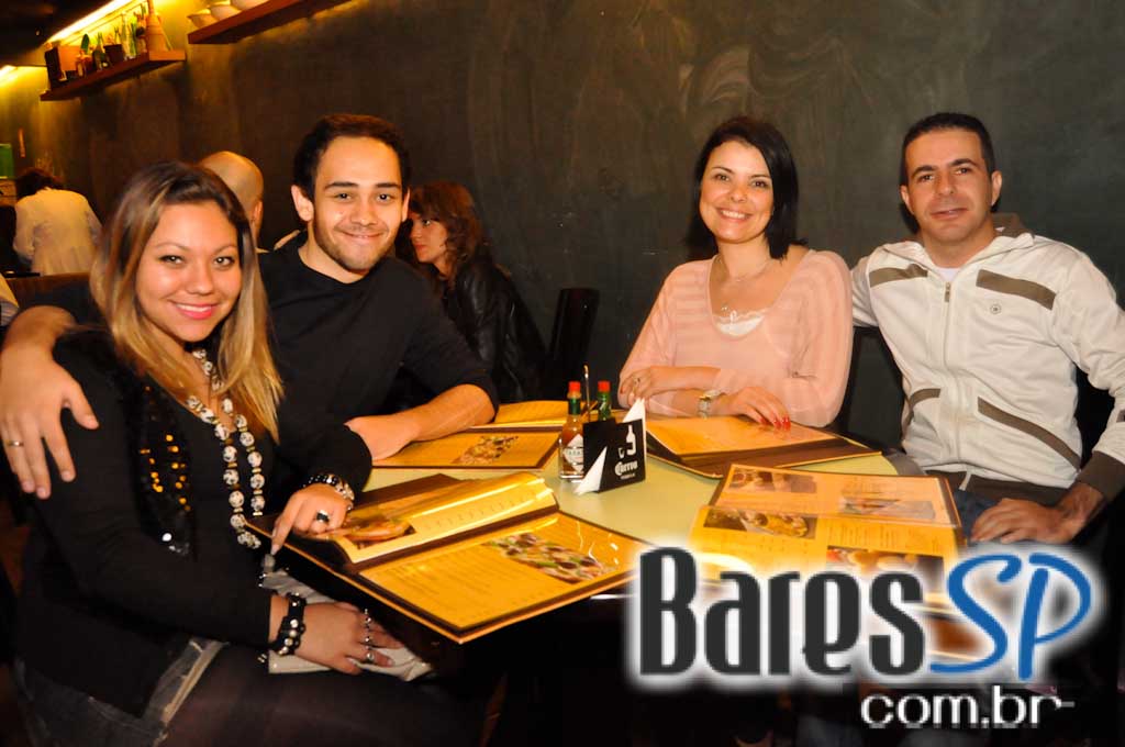 Clima de descontrãção no sábado do Armazém Piola Clima de descontrãção no sábado do Armazém Piola