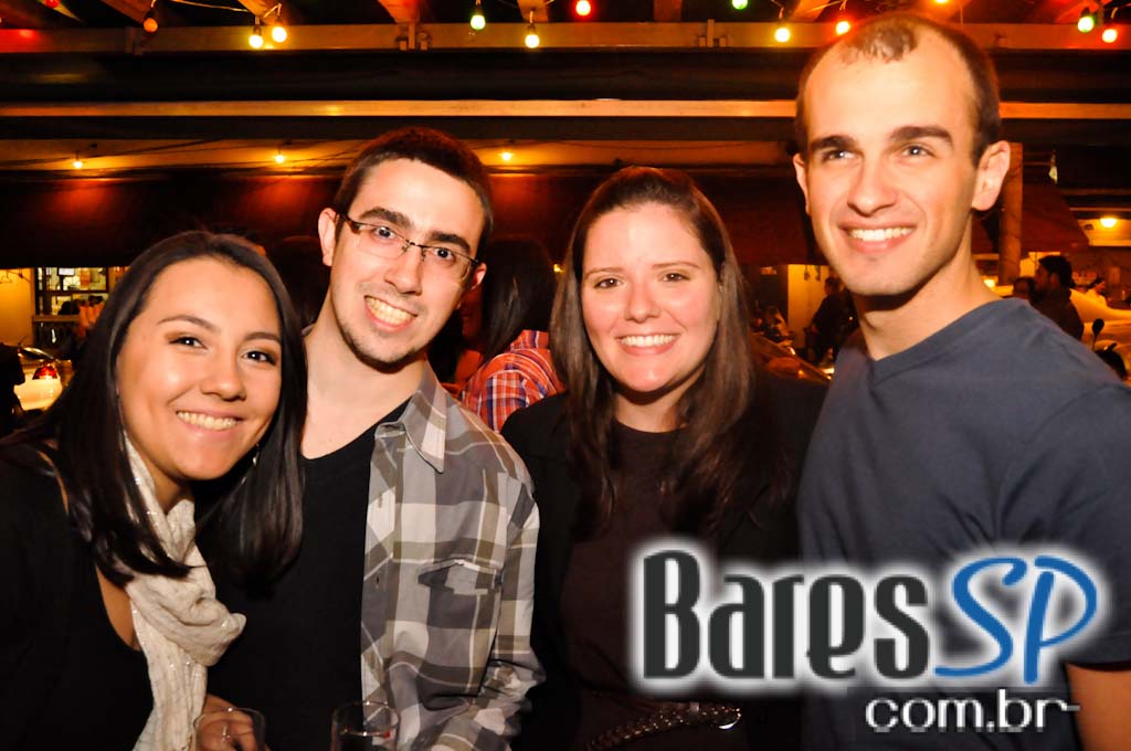 Clima de descontrãção no sábado do Armazém Piola Clima de descontrãção no sábado do Armazém Piola