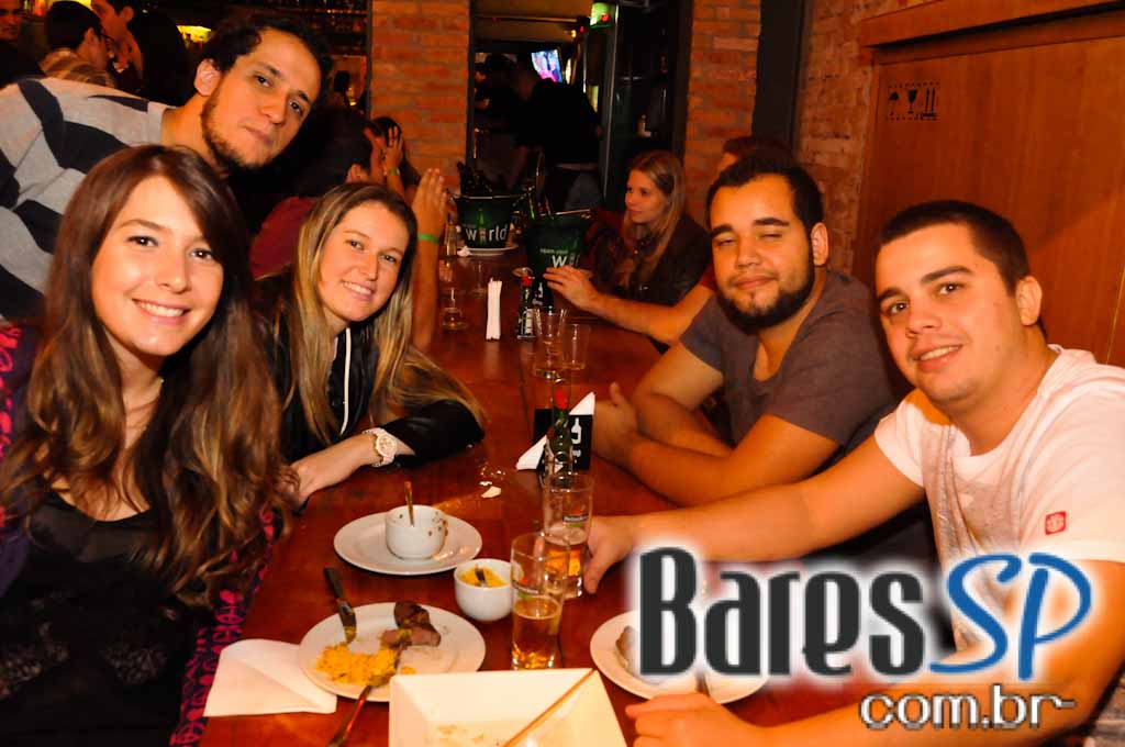 Clima de descontrãção no sábado do Armazém Piola Clima de descontrãção no sábado do Armazém Piola