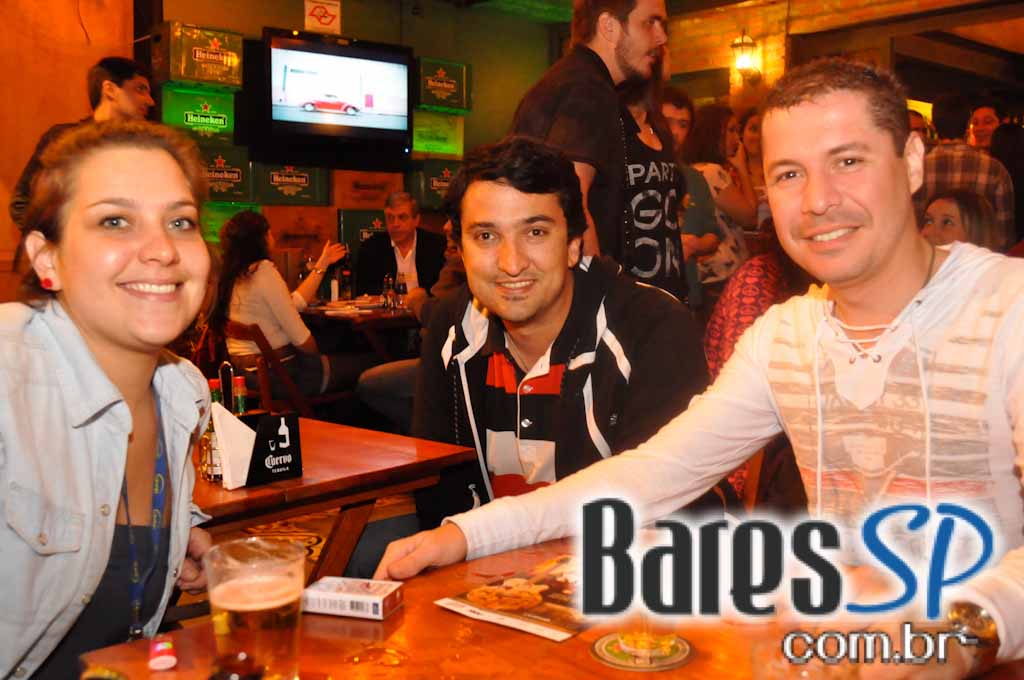 Clima de descontrãção no sábado do Armazém Piola Clima de descontrãção no sábado do Armazém Piola