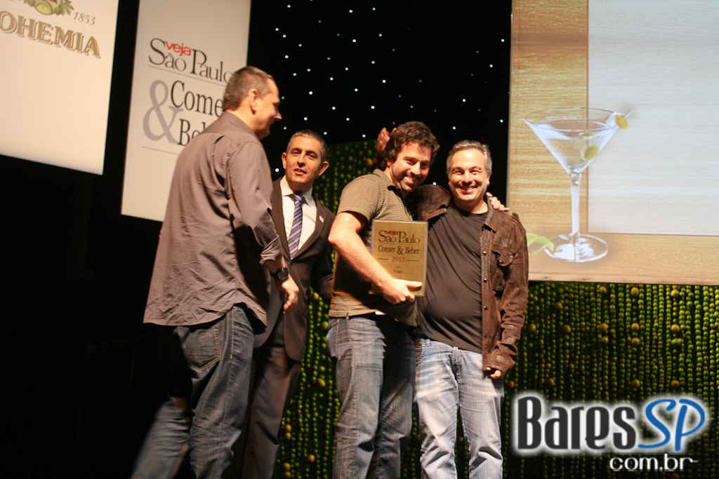 Veja São Paulo Comer & Beber promoveu evento de premiação dos melhores da gastronomia Veja São Paulo Comer & Beber promoveu evento de premiação dos melhores da gastronomia