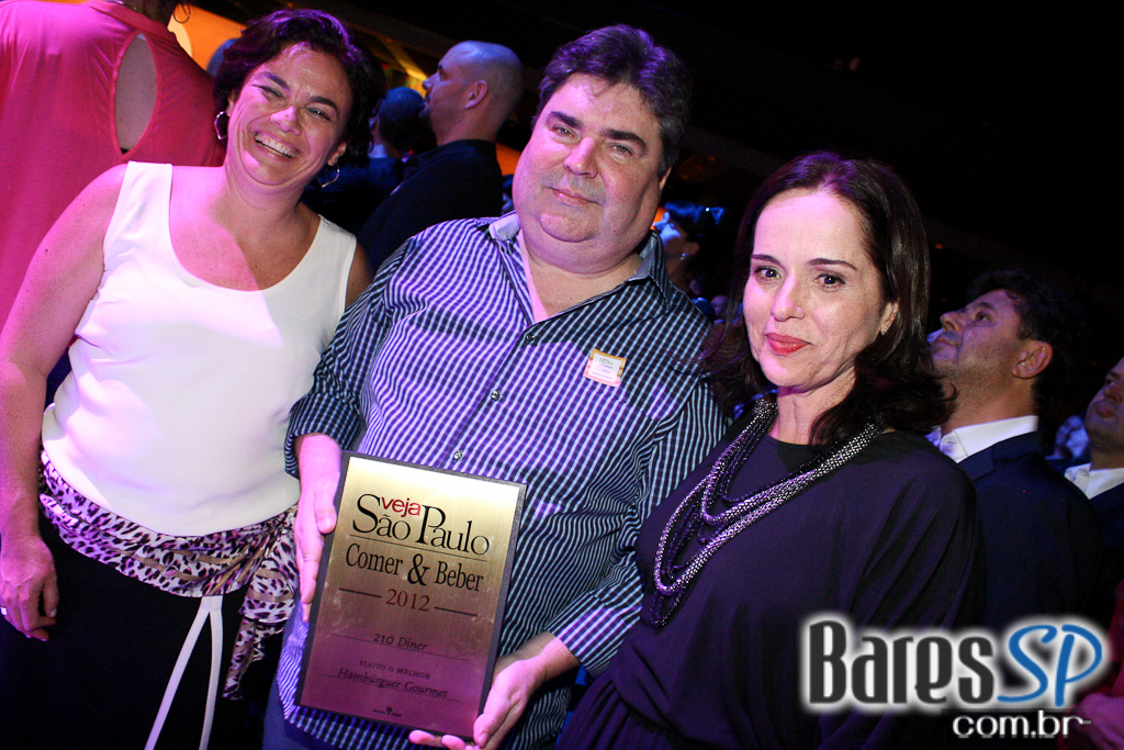 Veja São Paulo Comer & Beber promoveu evento de premiação dos melhores da gastronomia Veja São Paulo Comer & Beber promoveu evento de premiação dos melhores da gastronomia