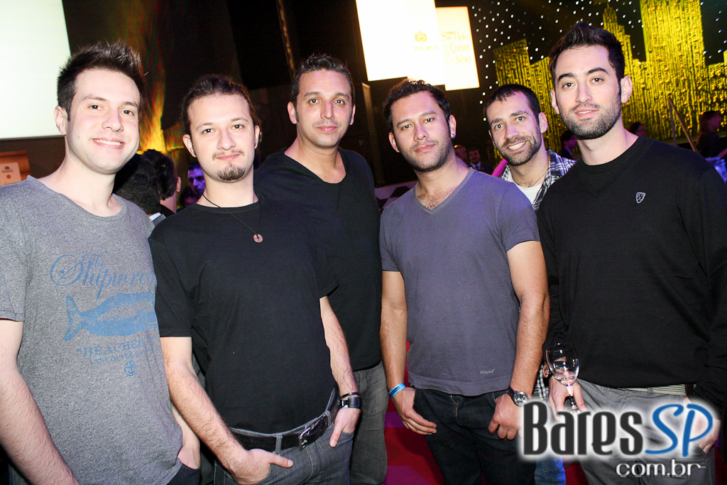 Veja São Paulo Comer & Beber promoveu evento de premiação dos melhores da gastronomia Veja São Paulo Comer & Beber promoveu evento de premiação dos melhores da gastronomia