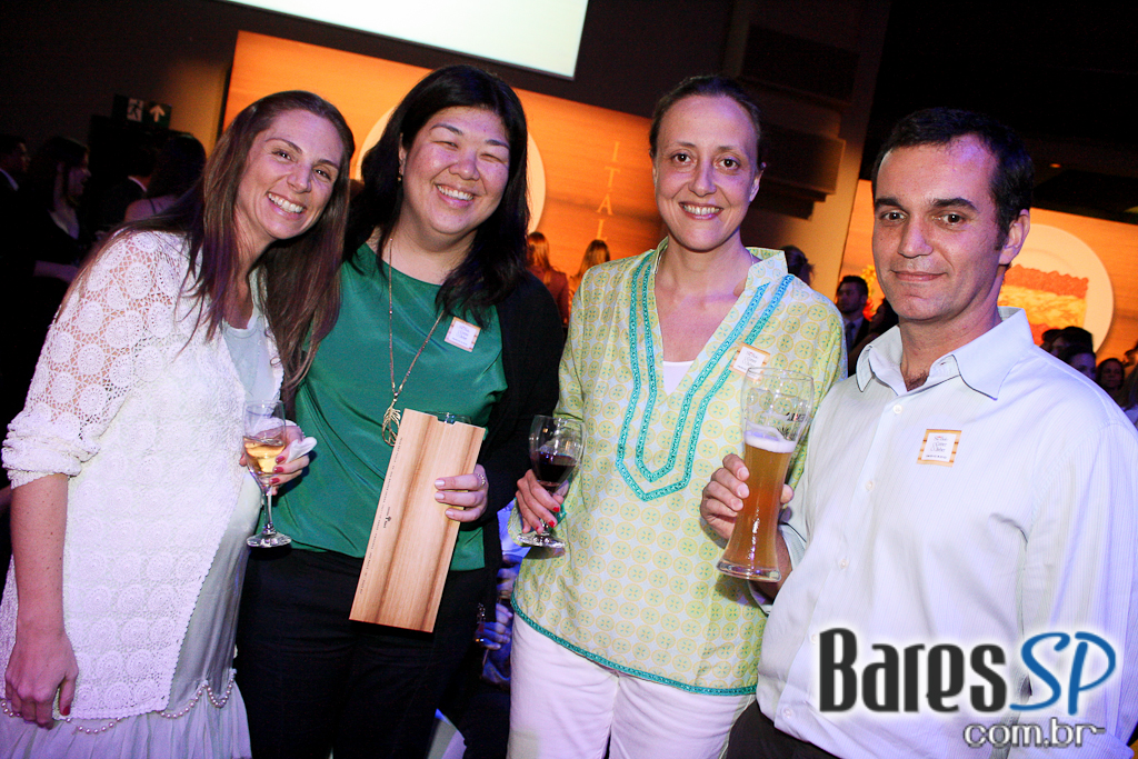 Veja São Paulo Comer & Beber promoveu evento de premiação dos melhores da gastronomia Veja São Paulo Comer & Beber promoveu evento de premiação dos melhores da gastronomia