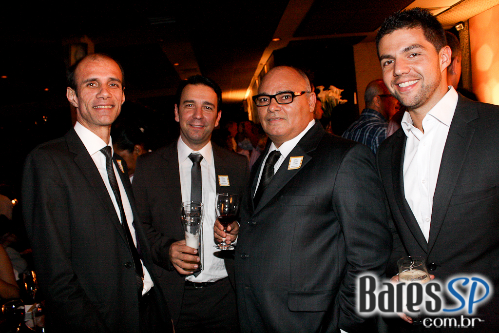 Veja São Paulo Comer & Beber promoveu evento de premiação dos melhores da gastronomia Veja São Paulo Comer & Beber promoveu evento de premiação dos melhores da gastronomia