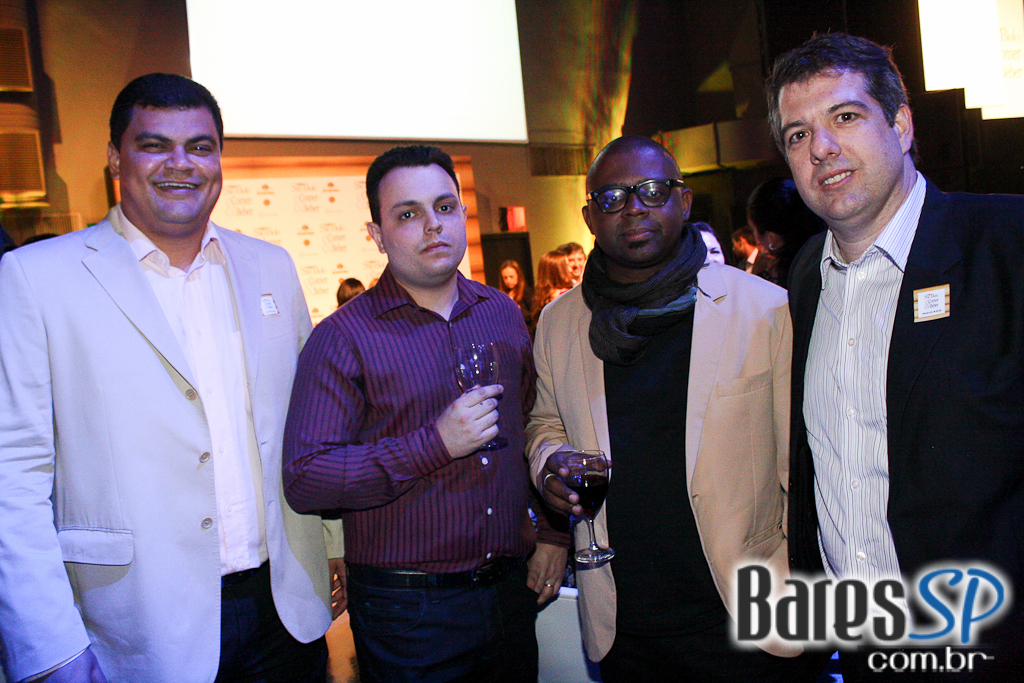 Veja São Paulo Comer & Beber promoveu evento de premiação dos melhores da gastronomia Veja São Paulo Comer & Beber promoveu evento de premiação dos melhores da gastronomia