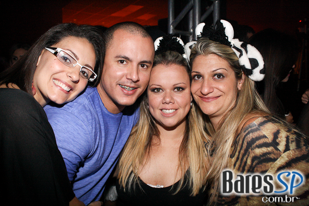 Aconteceu no Villa Mix a Festa de lançamento da VEVO Brasil Aconteceu no Villa Mix a Festa de lançamento da VEVO Brasil