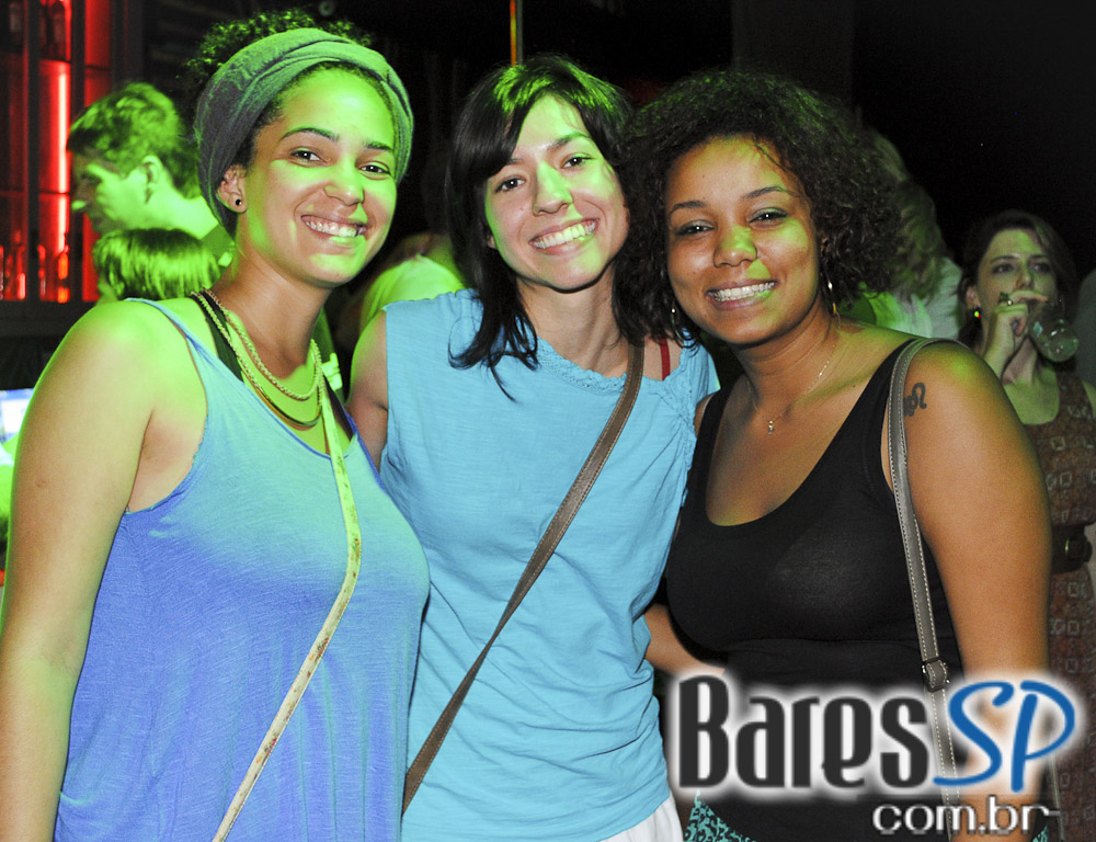 Estúdio Emme realizou o Baile do Emme com a Banda Glória Estúdio Emme realizou o Baile do Emme com a Banda Glória