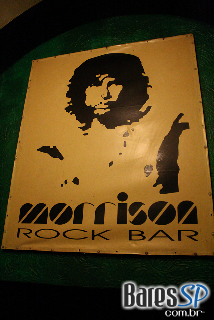 Show da Lost Dogs agitou a noite do Morrison Bar na sexta Show da Lost Dogs agitou a noite do Morrison Bar na sexta