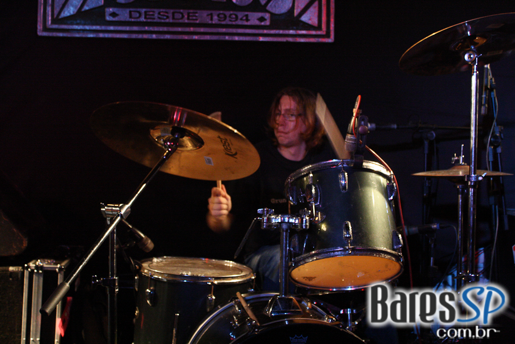 Show da Lost Dogs agitou a noite do Morrison Bar na sexta Show da Lost Dogs agitou a noite do Morrison Bar na sexta