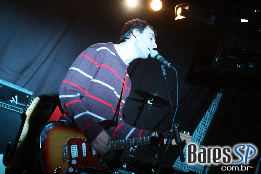 Show da Lost Dogs agitou a noite do Morrison Bar na sexta Show da Lost Dogs agitou a noite do Morrison Bar na sexta