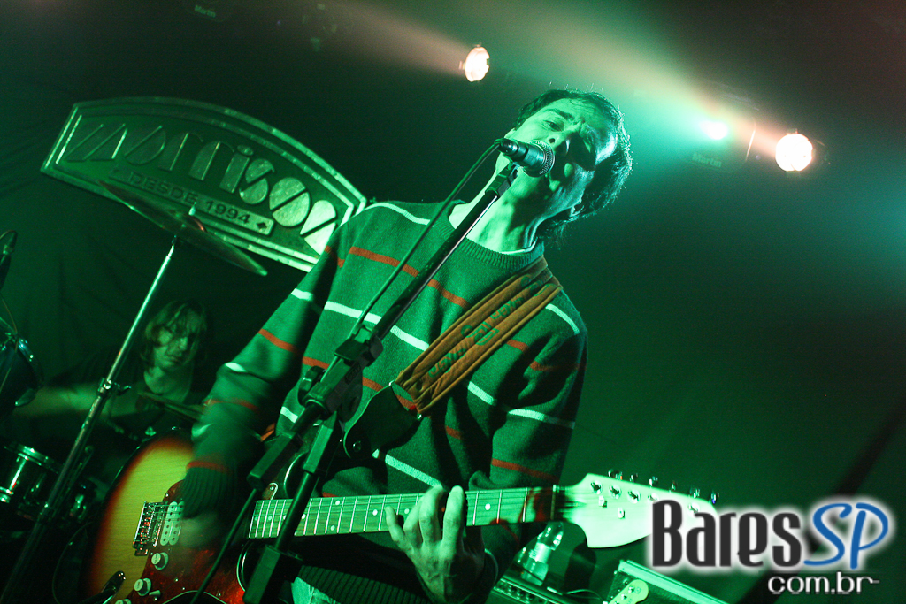 Show da Lost Dogs agitou a noite do Morrison Bar na sexta Show da Lost Dogs agitou a noite do Morrison Bar na sexta