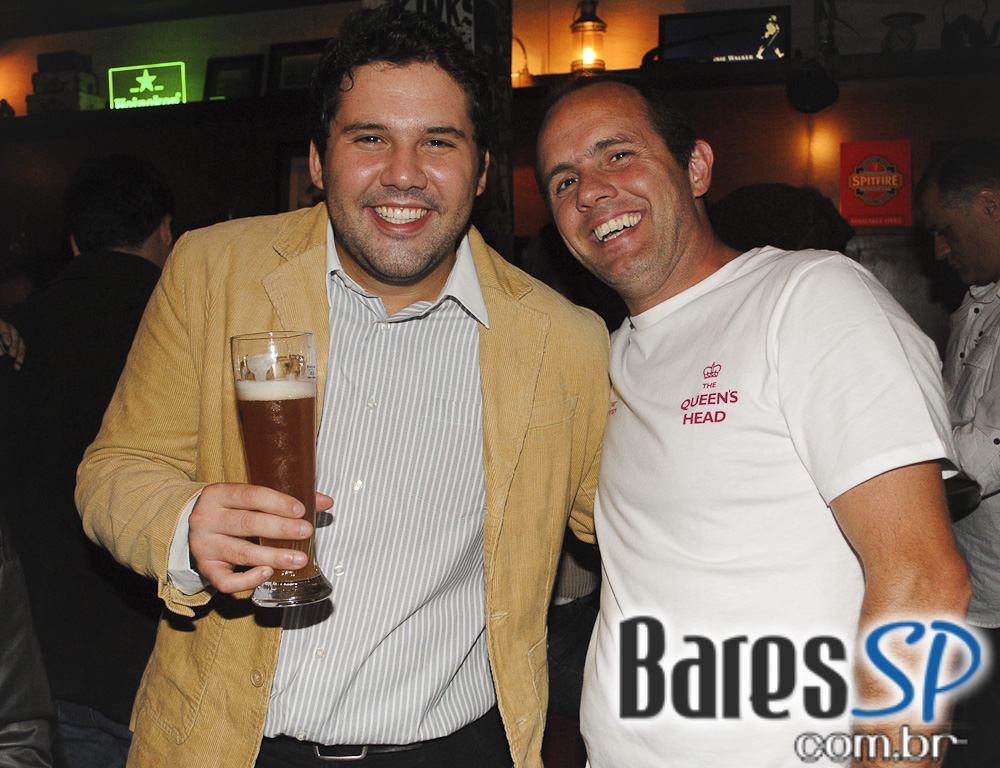 Descontração e promoção na quarta-feira do The Queens Head Descontração e promoção na quarta-feira do The Queens Head