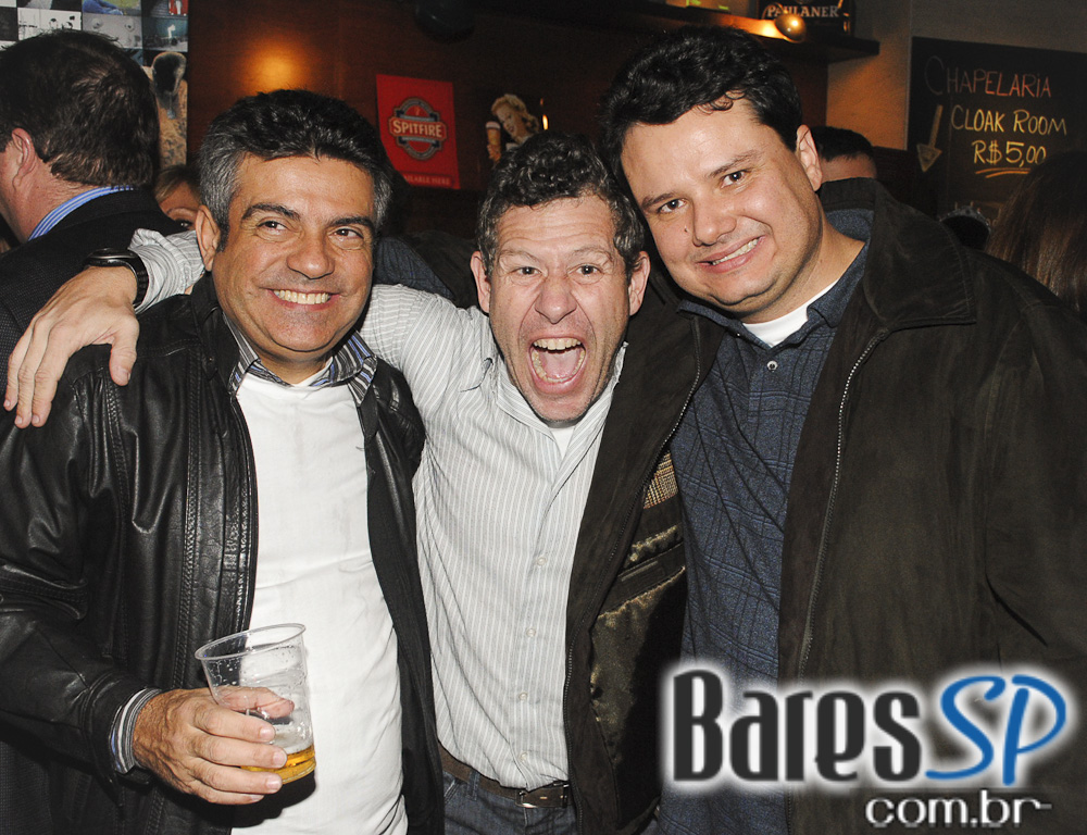 Descontração e promoção na quarta-feira do The Queens Head Descontração e promoção na quarta-feira do The Queens Head