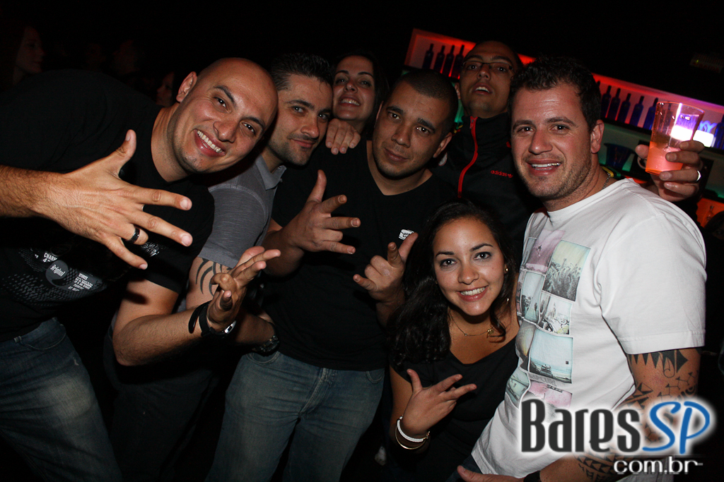 Noite Especial com DJs convidados no Mary Pop Noite Especial com DJs convidados no Mary Pop