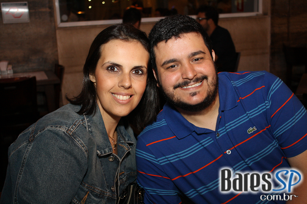 Paulah Gauss e Vanessa Jackson foram algumas das atrações do Bar Brahma Centro Paulah Gauss e Vanessa Jackson foram algumas das atrações do Bar Brahma Centro